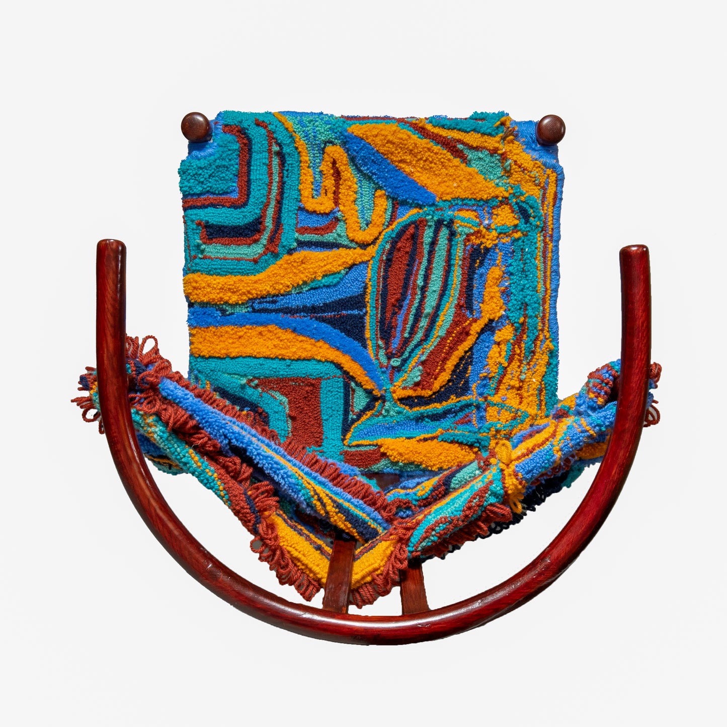CHAIR: Bold Tufted Wishbone Chair