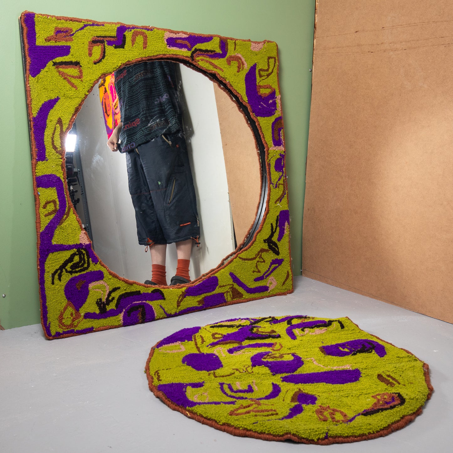 MIRRORS: Rug and Mirror Set